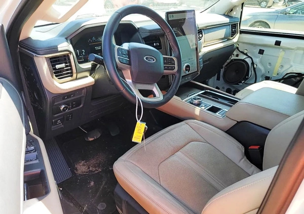 Ford Expedition cena 118000 przebieg: 31000, rok produkcji 2022 z Kunów małe 46
